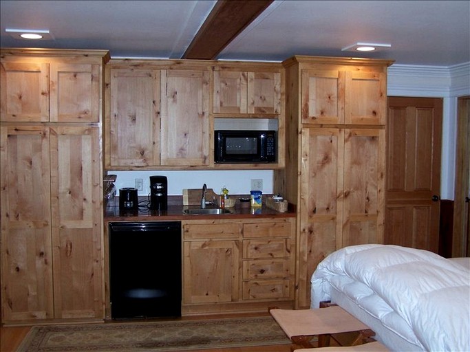 Beautiful Three-Bedroom Cottage Rental on Coquille River in Bandon, Oregon | Vacation Rentals (Bandon, Oregon, United States of America)