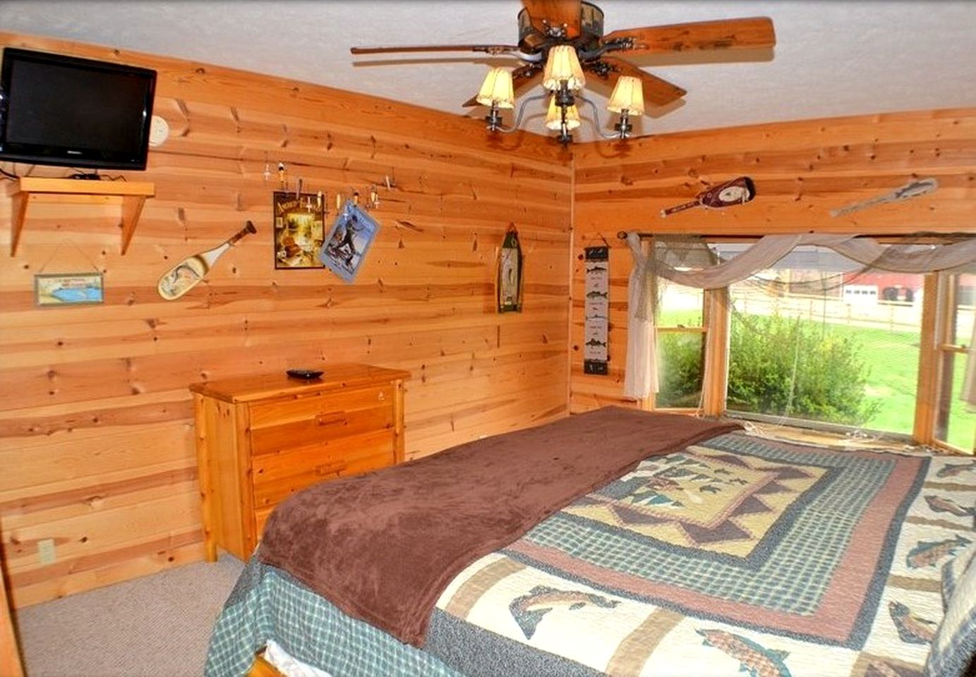Premium Glamping Rental with Hot Tub and Games Room in Sevierville, Tennessee
