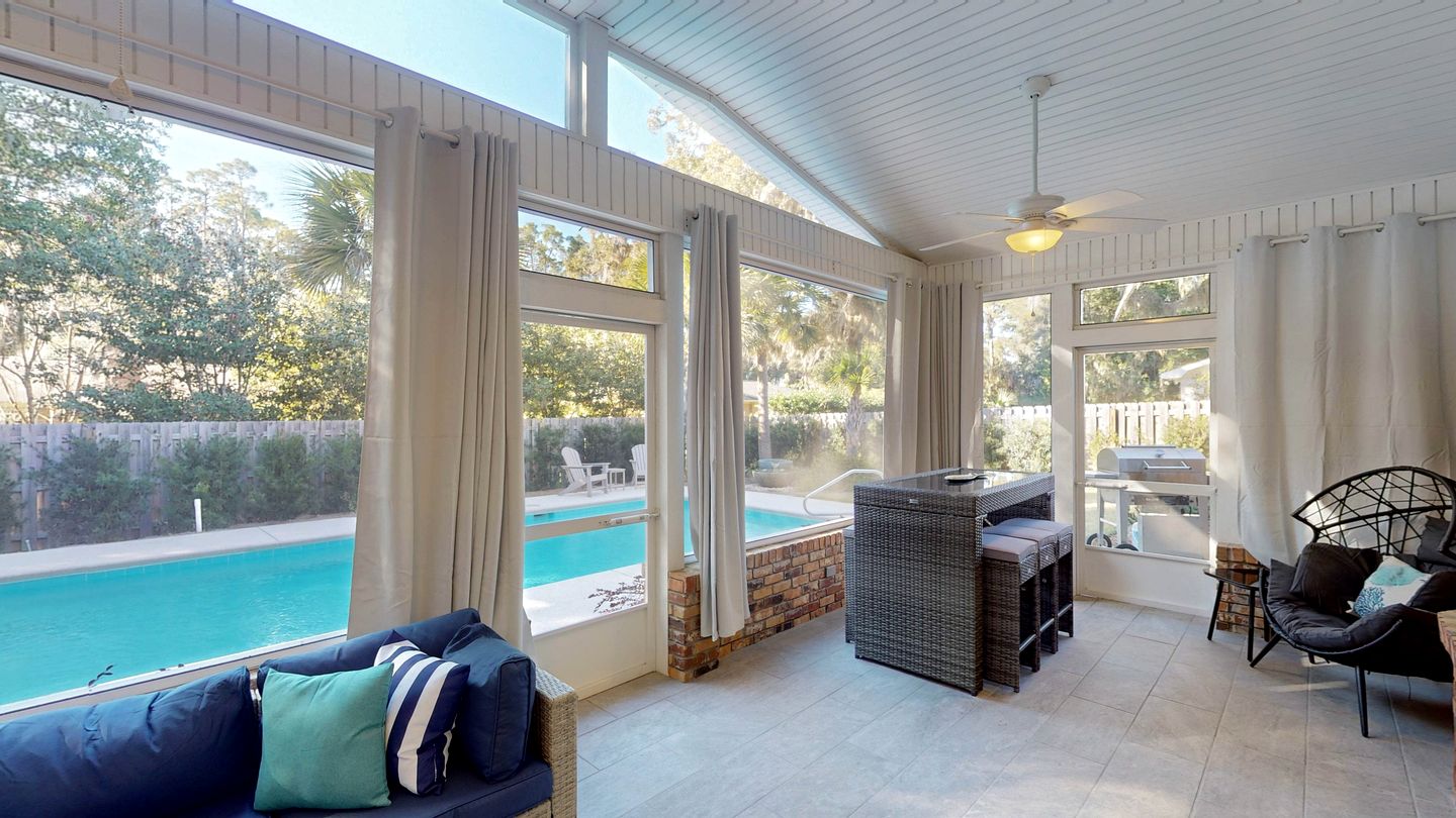 Modern Rental Ideal for Families with Private Pool in Georgia