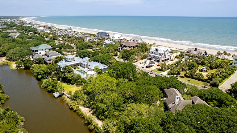 Beach Houses (United States of America, Georgetown, South Carolina)