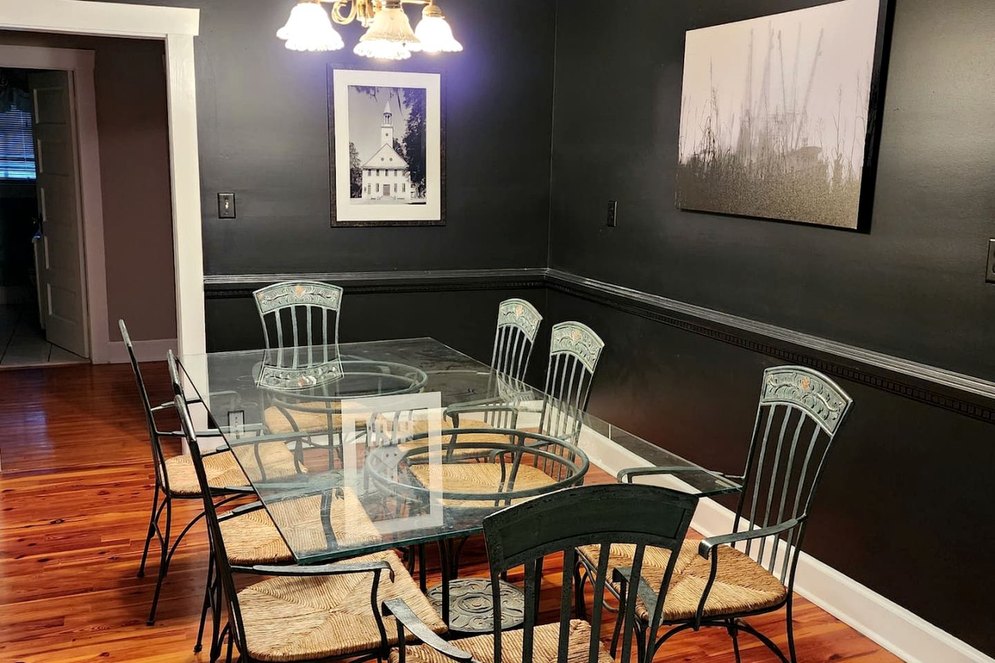 Picturesque Cottage with Pond Views Great for Family Getaways in Georgia