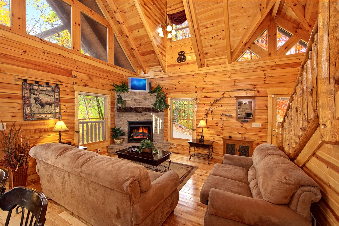 Impressive Cabin with a Private Indoor Pool and Hot Tub in Sevierville, Tennessee