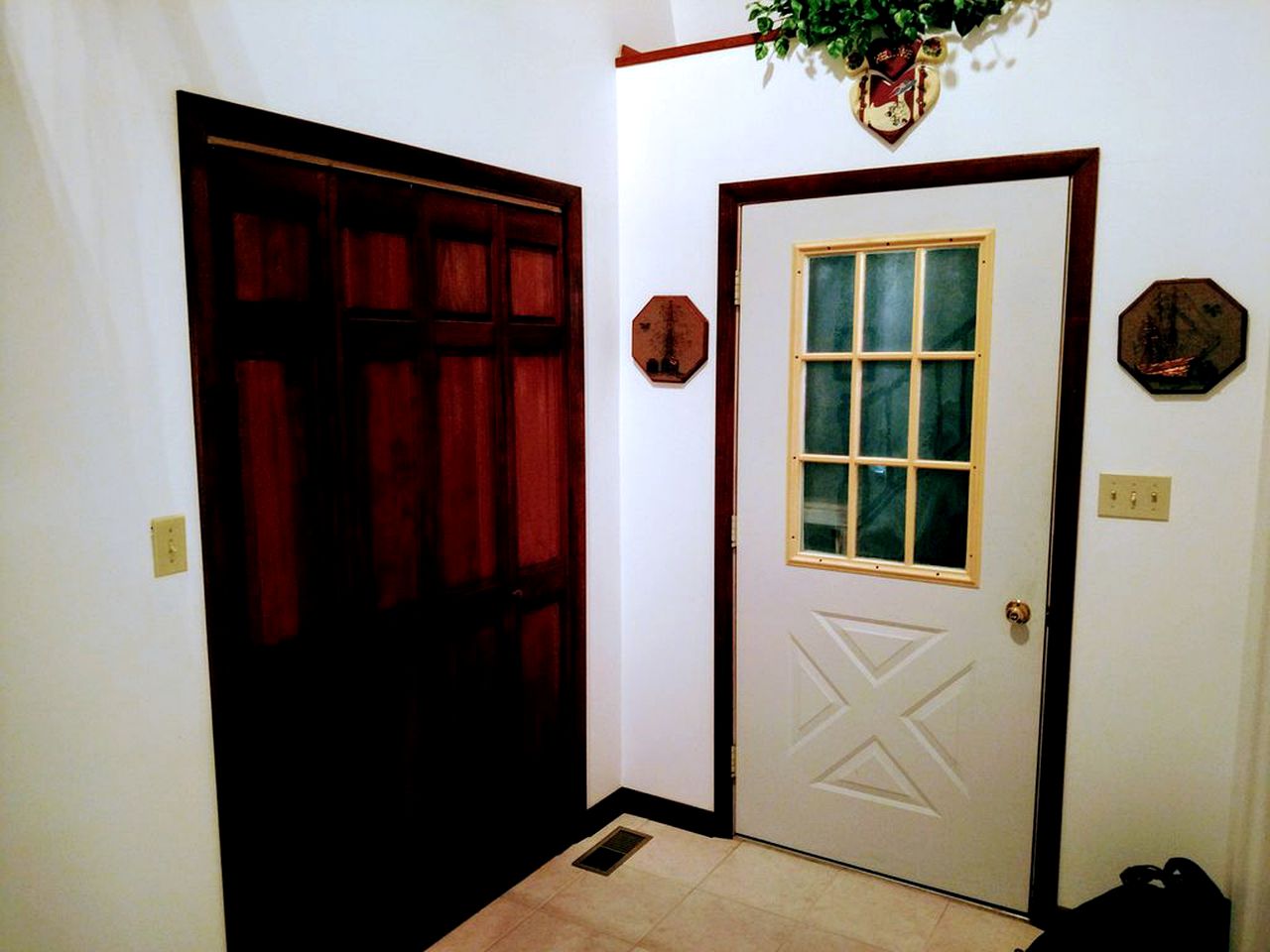 Peaceful Riverfront Cottage Rental near the Chesapeake Bay in Virginia