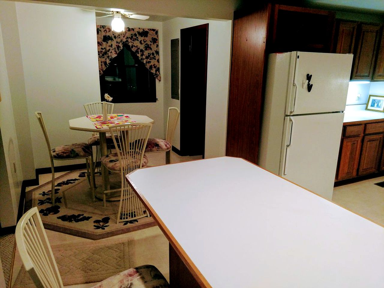 Peaceful Riverfront Cottage Rental near the Chesapeake Bay in Virginia