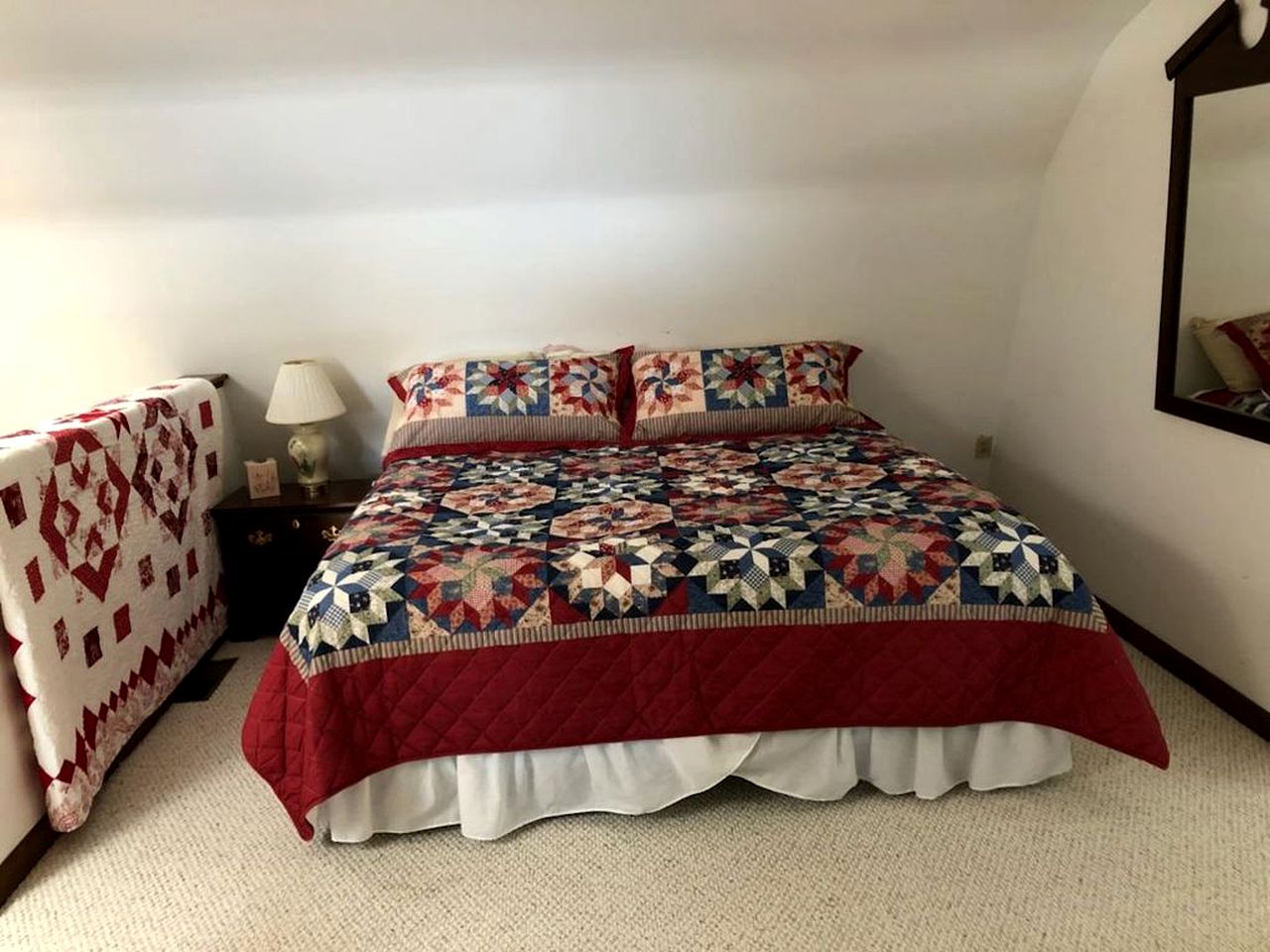 Peaceful Riverfront Cottage Rental near the Chesapeake Bay in Virginia