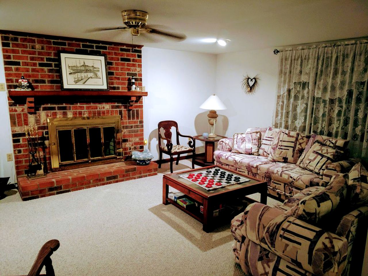 Peaceful Riverfront Cottage Rental near the Chesapeake Bay in Virginia