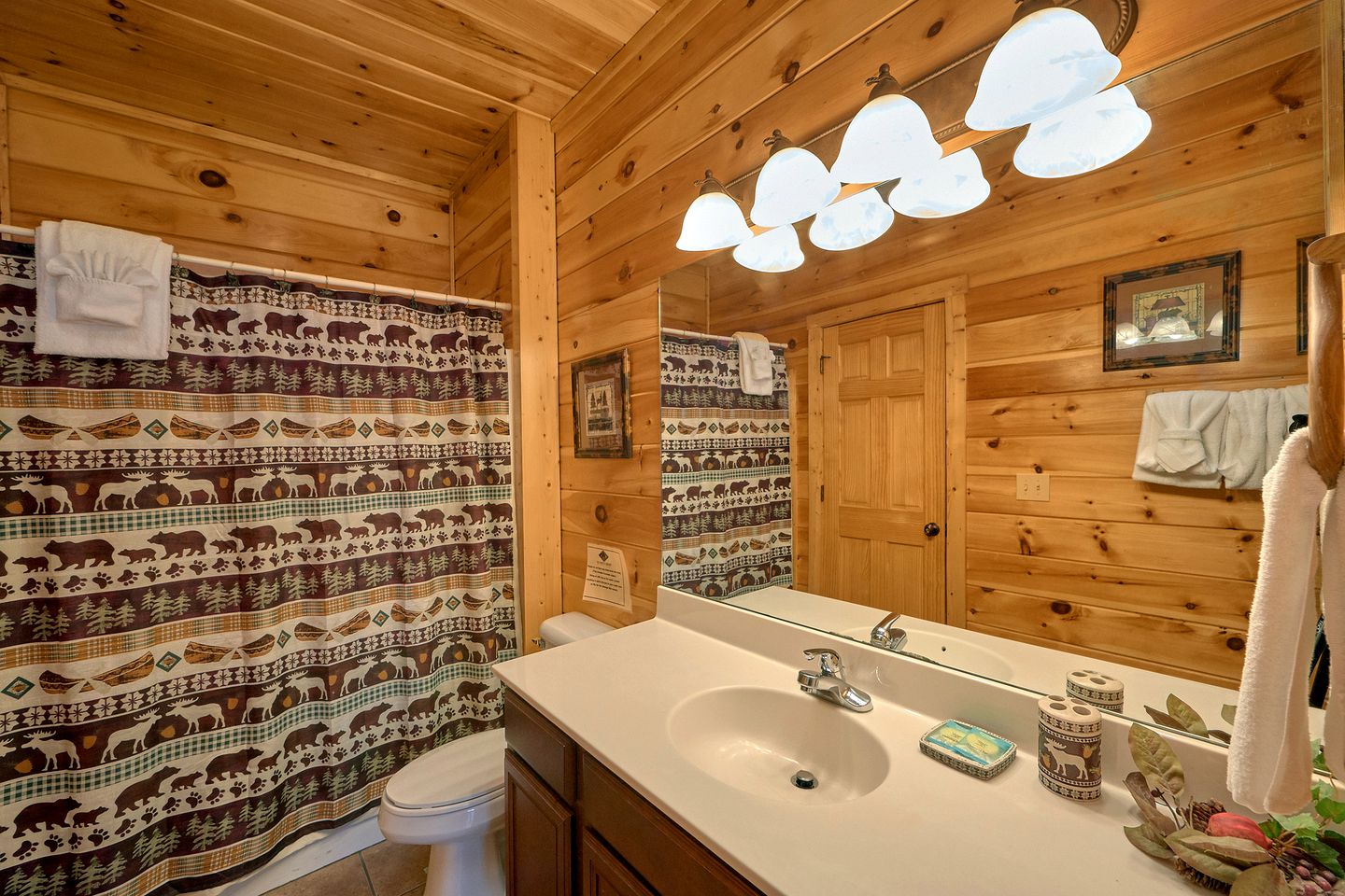 Spacious Cabin Rental with a Games Room for a Family Getaway in the Smokies, Tennessee