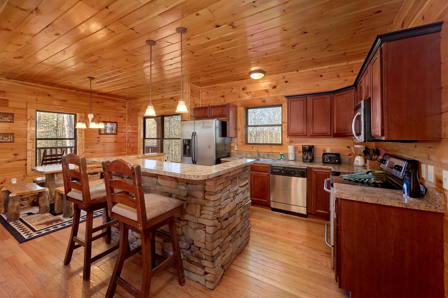 Spacious Cabin Rental with a Games Room for a Family Getaway in the Smokies, Tennessee