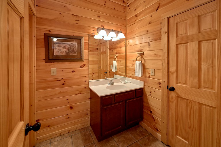 Cabins (United States, Gatlinburg, Tennessee)