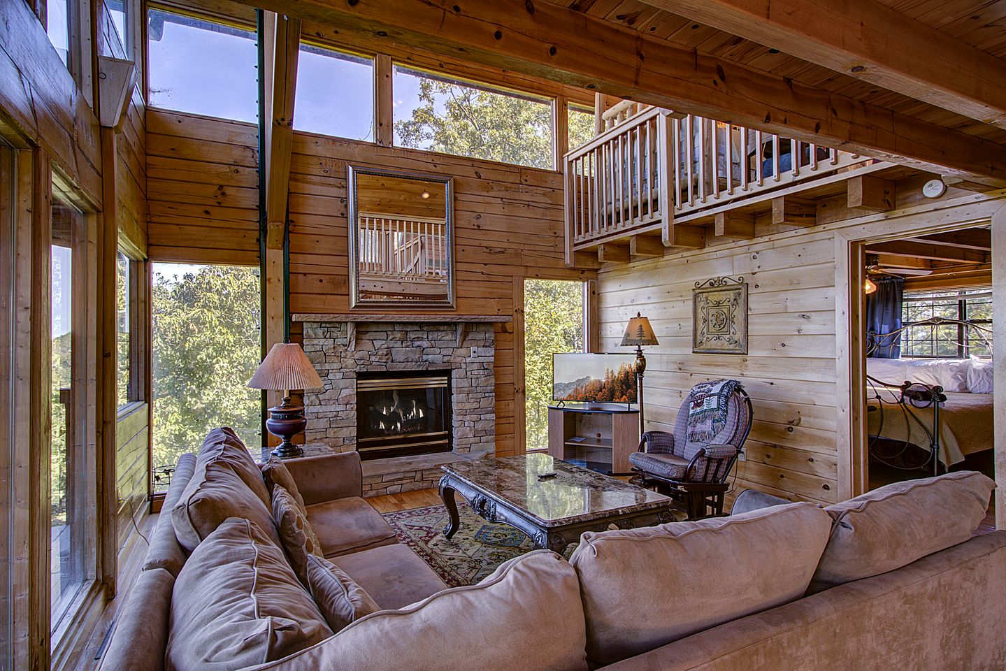 Stunning Mountain View Cabin with Hot Tub & Game Room near Pigeon Forge, Sevierville TN
