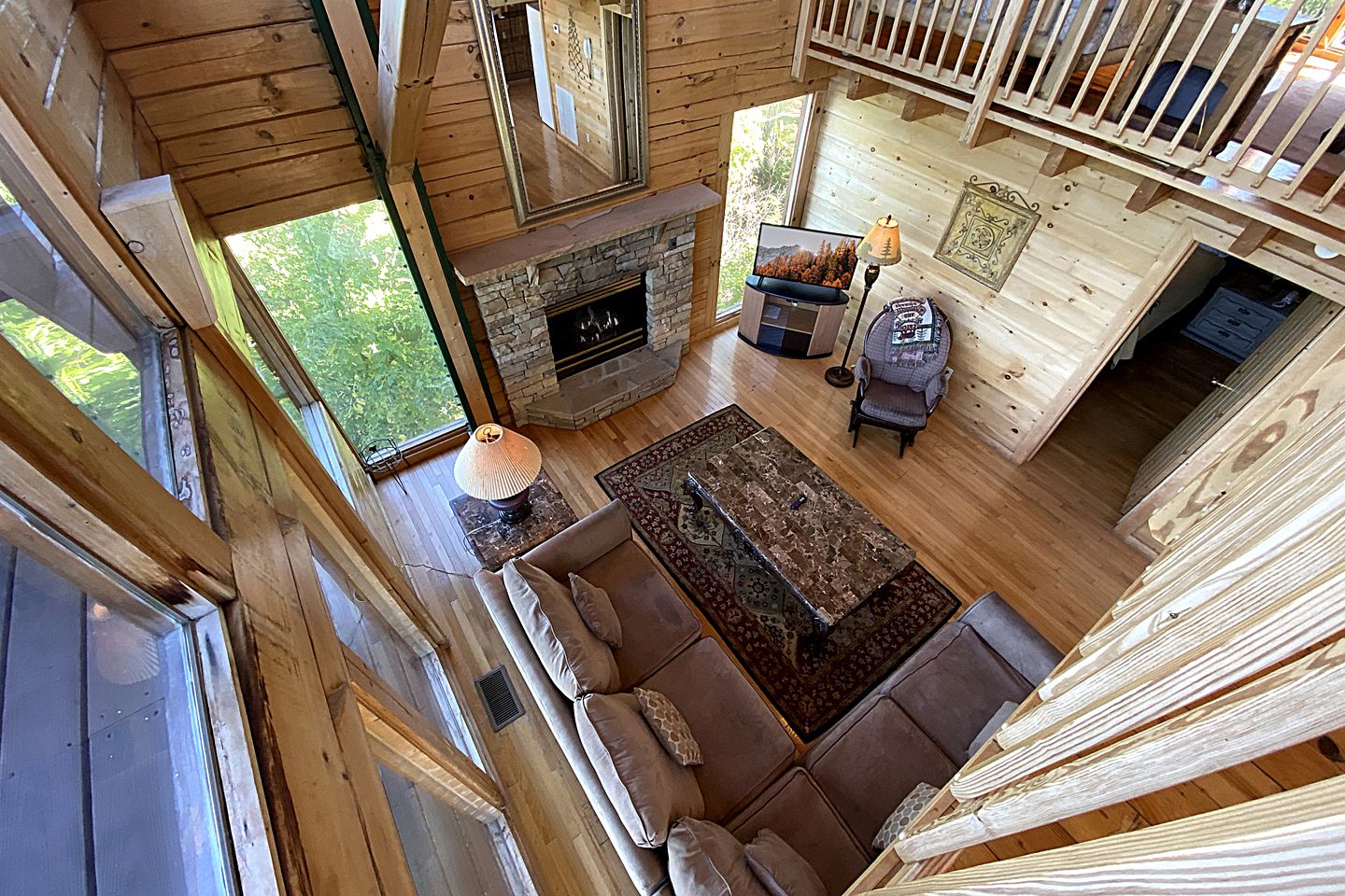 Stunning Mountain View Cabin with Hot Tub & Game Room near Pigeon Forge, Sevierville TN