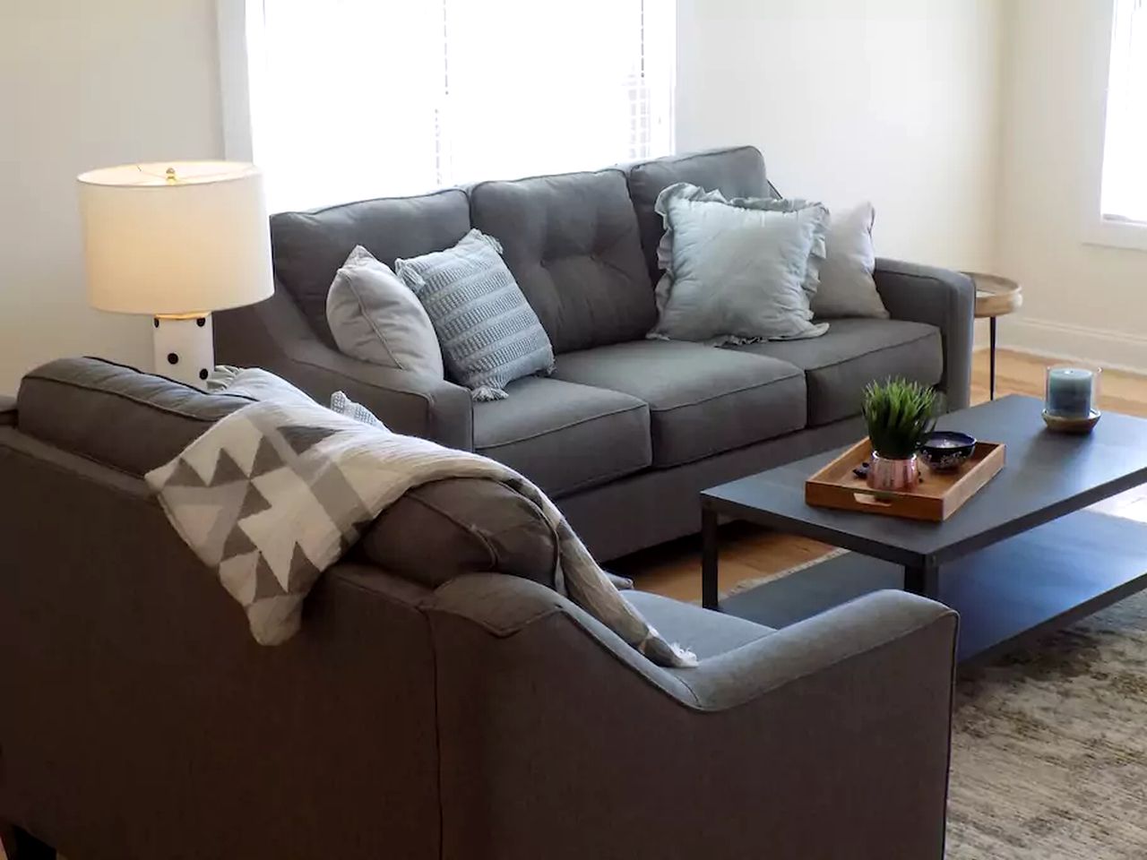 Modern, Rustic Farmhouse Vacation Rental with a Deck in Clarksville, Tennessee