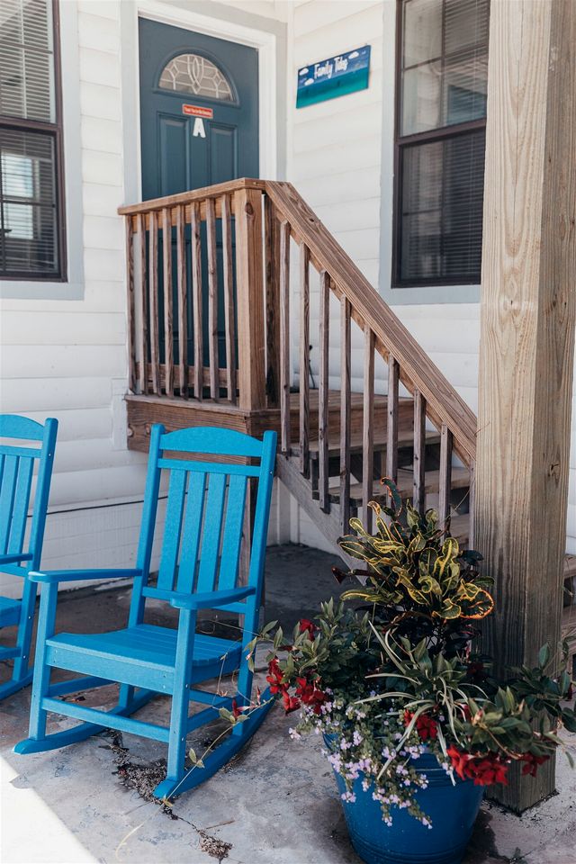 Equipped Cabin Perfect for Small Groups or Families in Rockport, Texas
