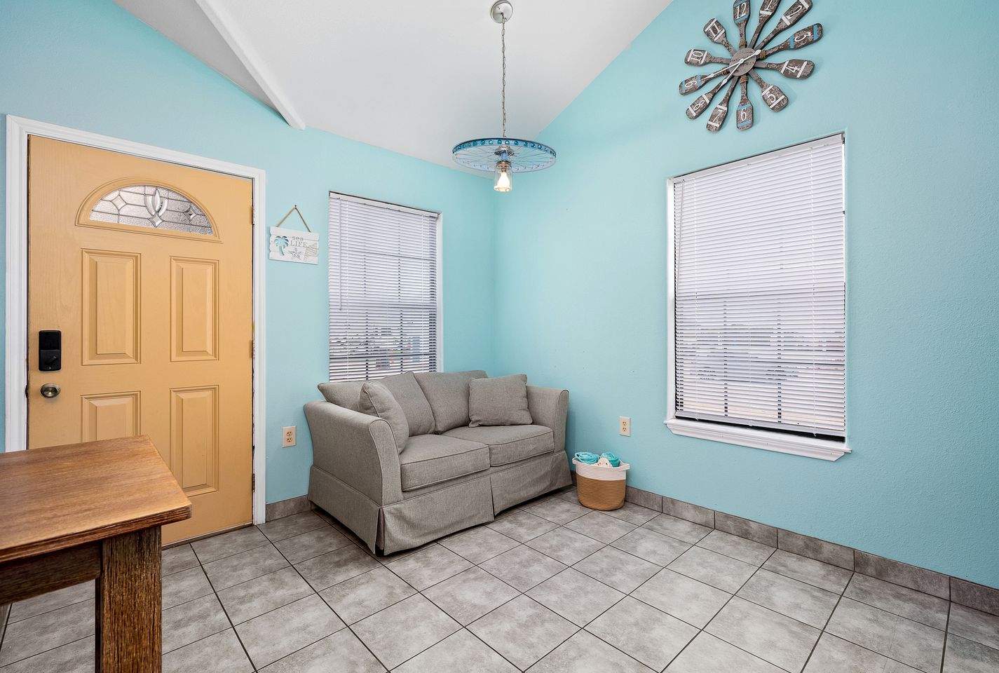 Equipped Cabin Perfect for Small Groups or Families in Rockport, Texas