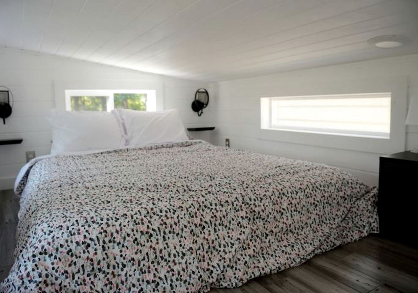 Gorgeous Tiny House Perfect for a Romantic Getaway near Woodstock, New York