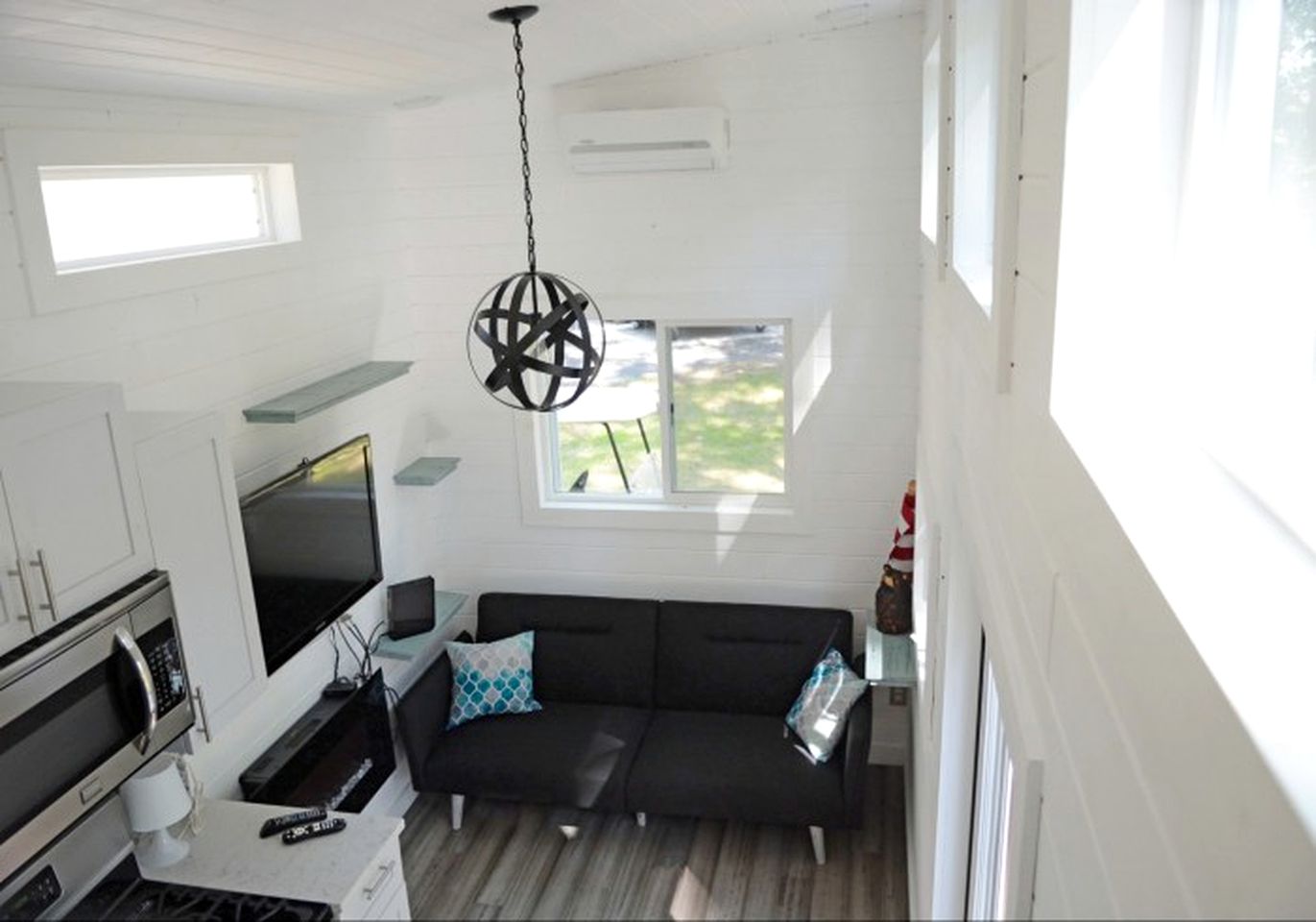 Gorgeous Tiny House Perfect for a Romantic Getaway near Woodstock, New York