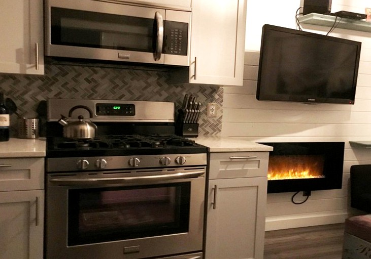 Tiny Houses (South Cairo, New York, United States)