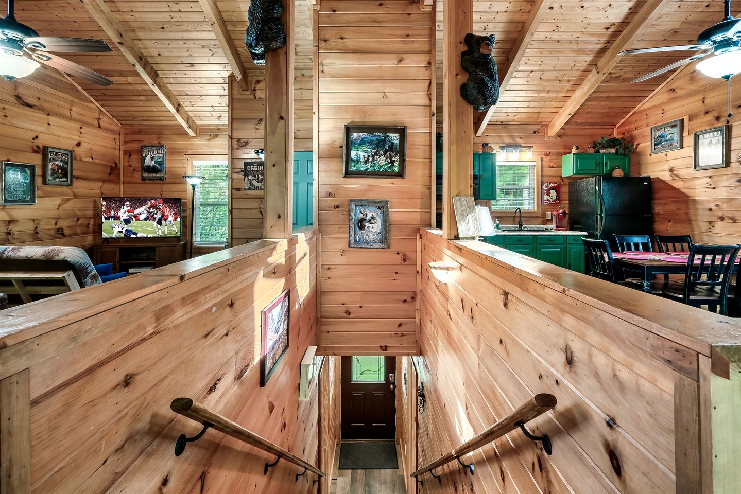 Cozy Cabin Close to Amazing Activities in Gatlinburg, Tennessee