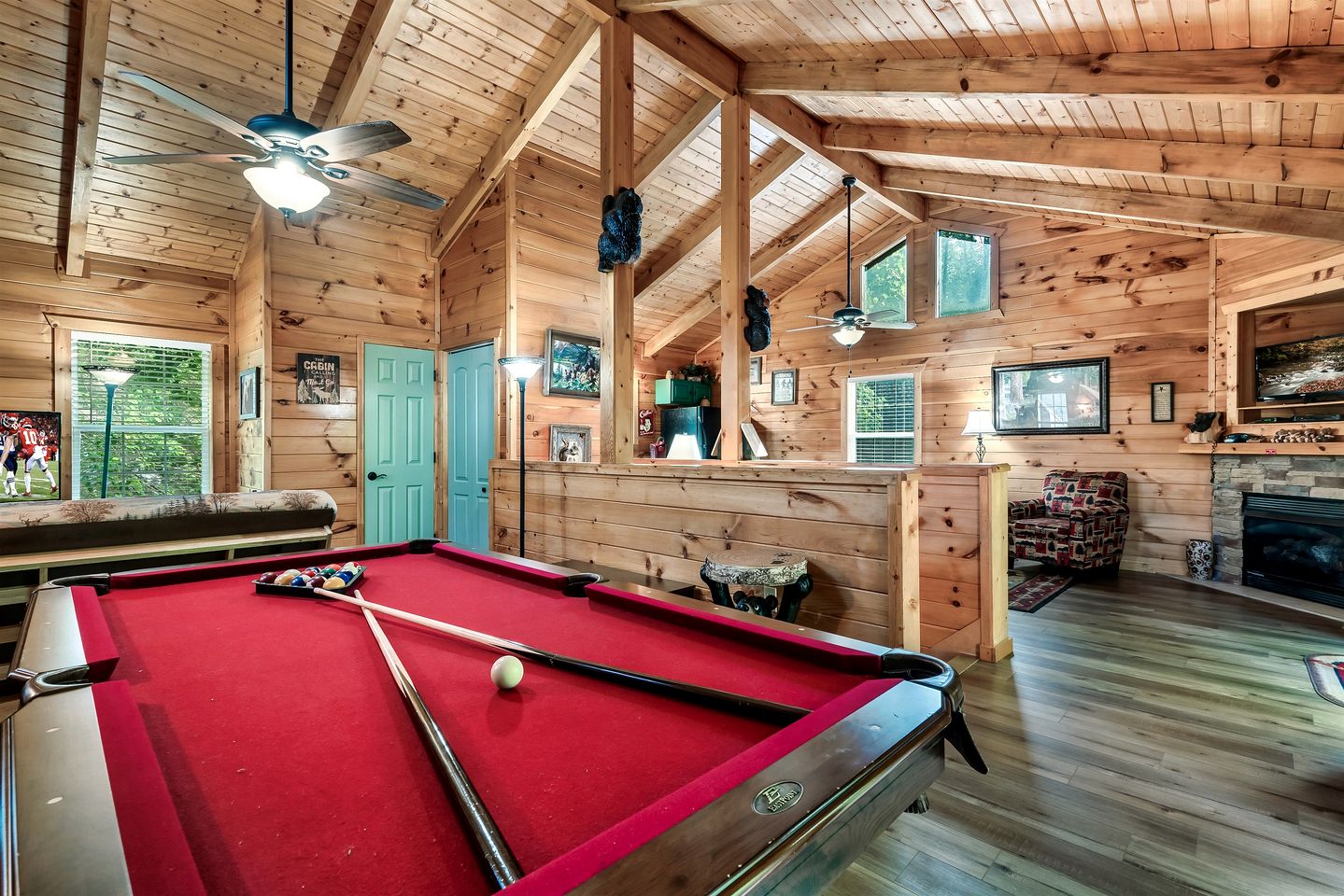 Cozy Cabin Close to Amazing Activities in Gatlinburg, Tennessee