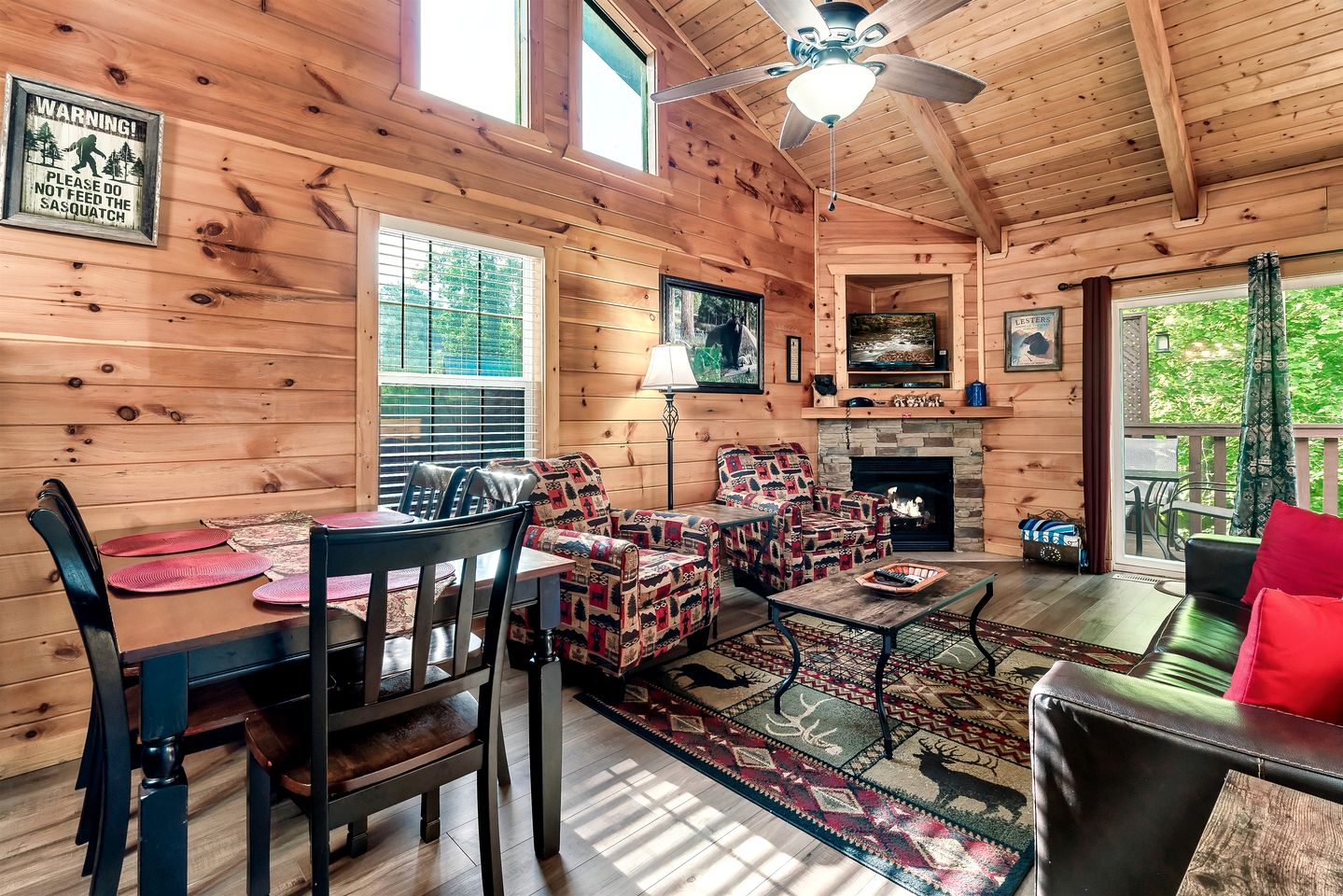 Cozy Cabin Close to Amazing Activities in Gatlinburg, Tennessee