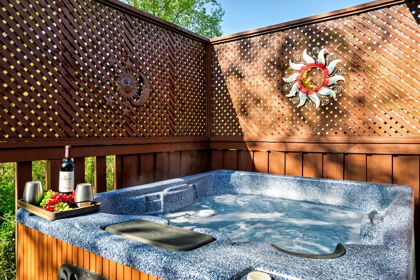 Cozy Cabin Close to Amazing Activities in Gatlinburg, Tennessee