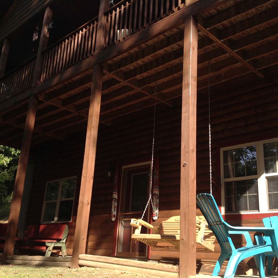 Spacious Camping Cabin Perfect for Families in the Blue Ridge Mountains of Georgia
