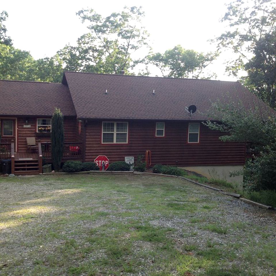 Spacious Camping Cabin Perfect for Families in the Blue Ridge Mountains of Georgia