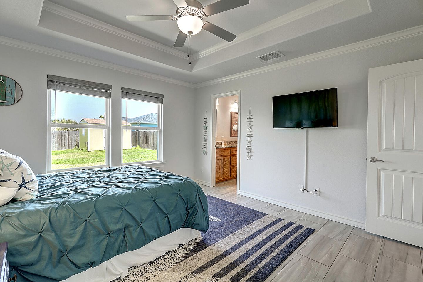 Delightful Seaside Cottage with Private Backyard in Rockport, Texas