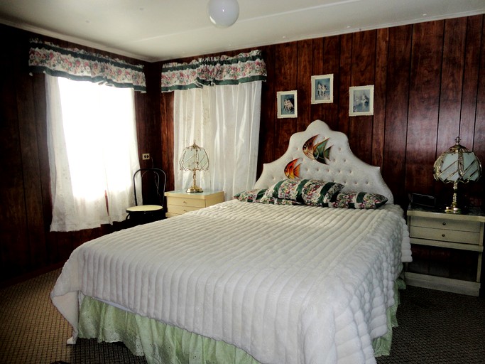 Cabins (Eagle River, Wisconsin, United States)