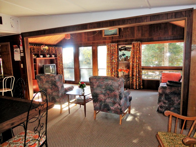 Cabins (Eagle River, Wisconsin, United States)