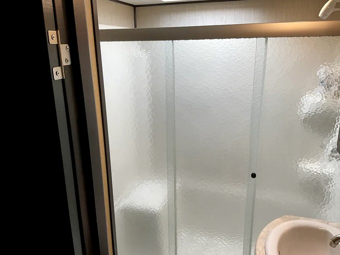 Caravans (Bay City, Texas, United States of America)