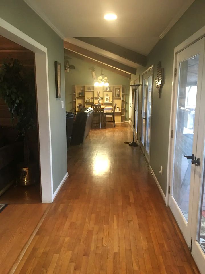 Large Cabin Rental with Heated Indoor Pool for Family Vacations in Texas