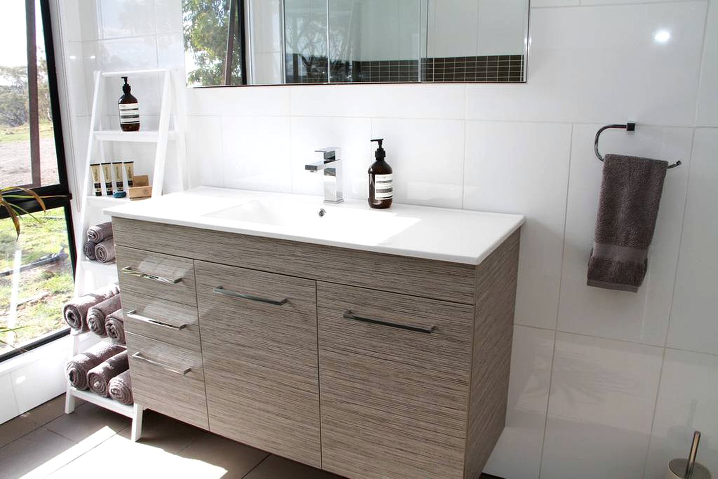 Converted Barn Accommodation for Unique Holiday in the Southern Tablelands, NSW