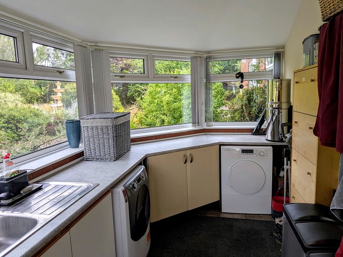 Villas (United Kingdom, --, --)