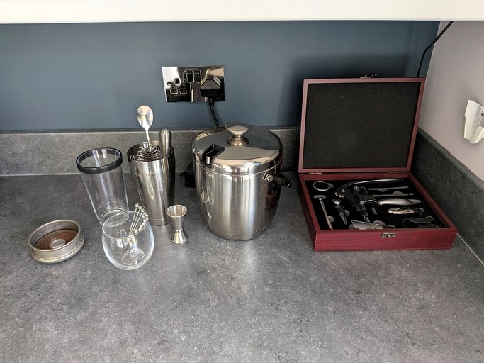 Villas (United Kingdom, --, --)