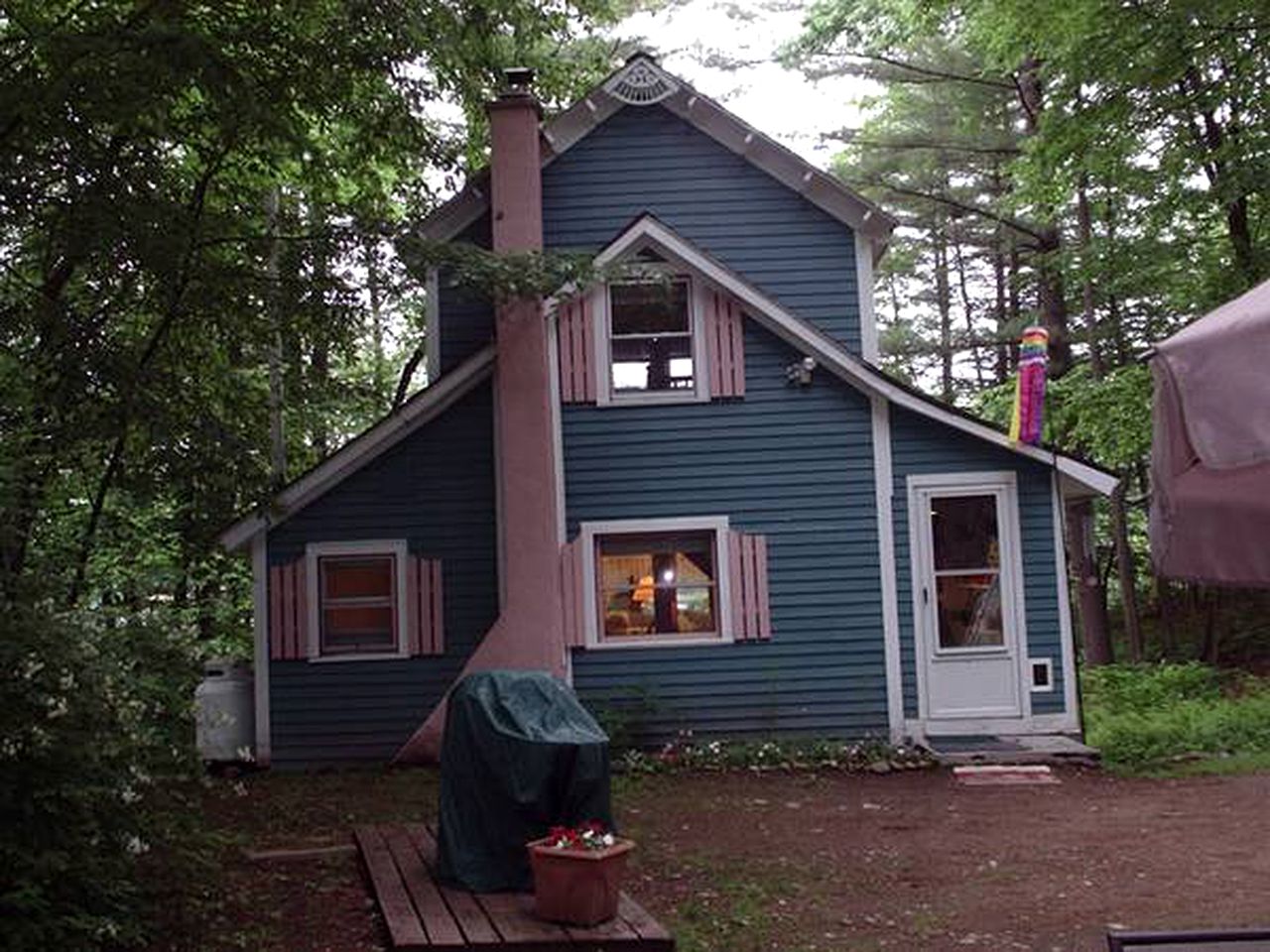 Large Vacation Rental on Arcadia Lake in Belchertown, Massachusetts