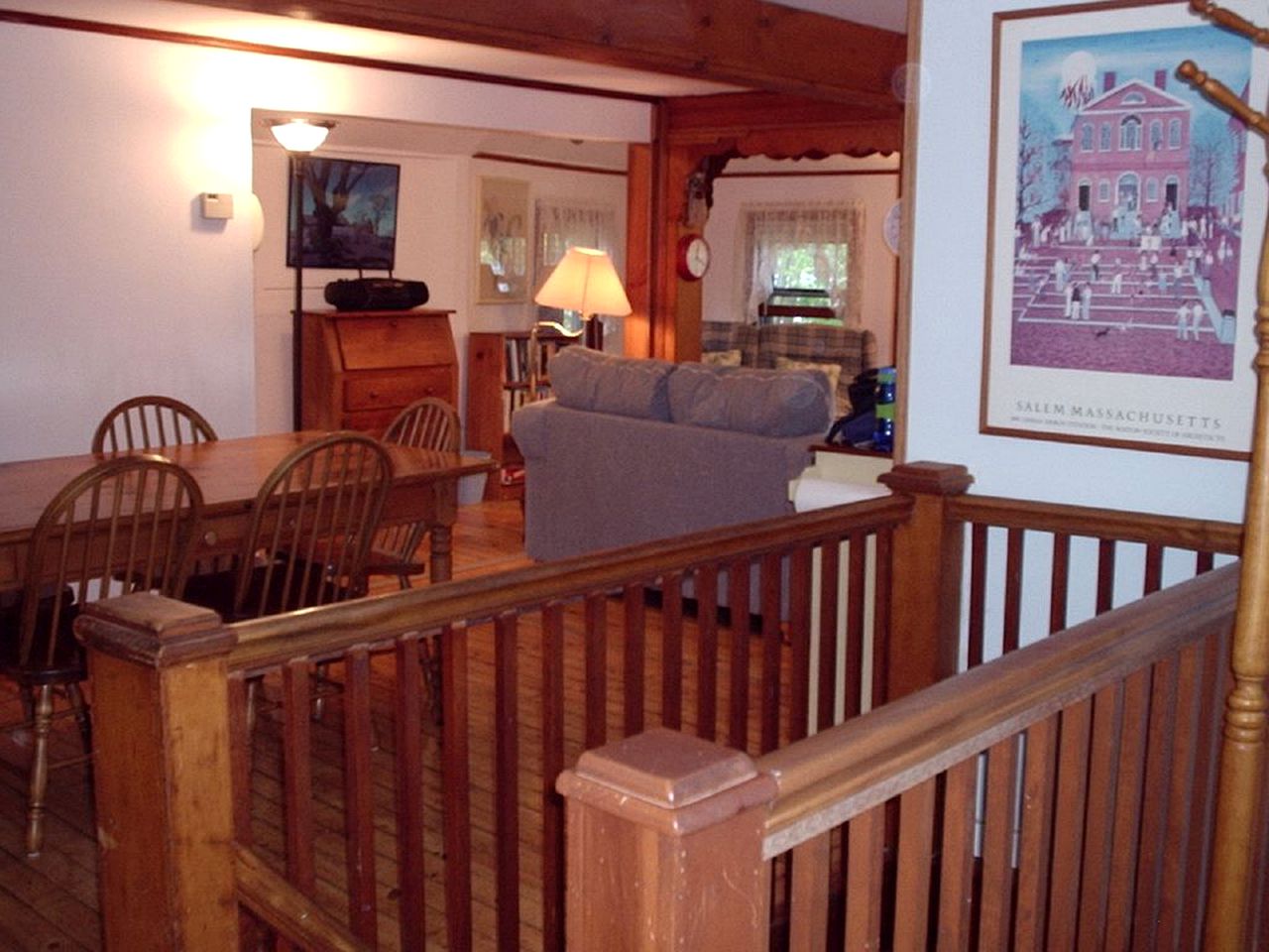 Large Vacation Rental on Arcadia Lake in Belchertown, Massachusetts