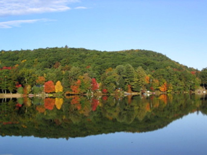 Cottages (Belchertown, Massachusetts, United States)
