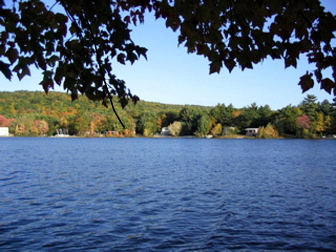 Cottages (Belchertown, Massachusetts, United States)