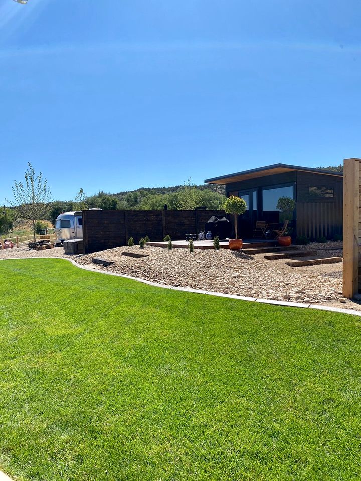 Chic Tiny House with Hot-Tub in Orderville, Utah