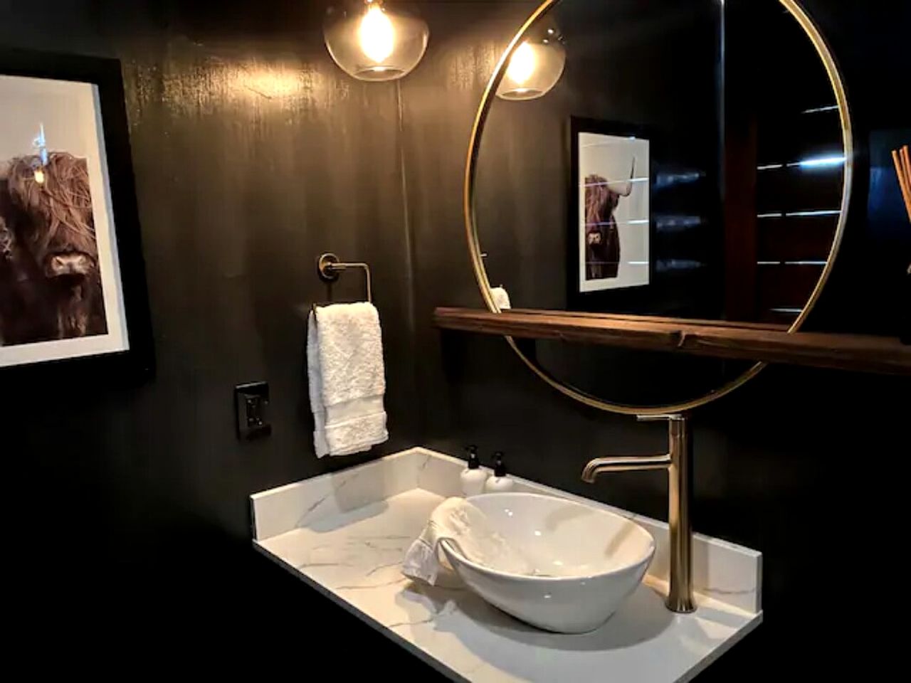 Chic Tiny House with Hot-Tub in Orderville, Utah