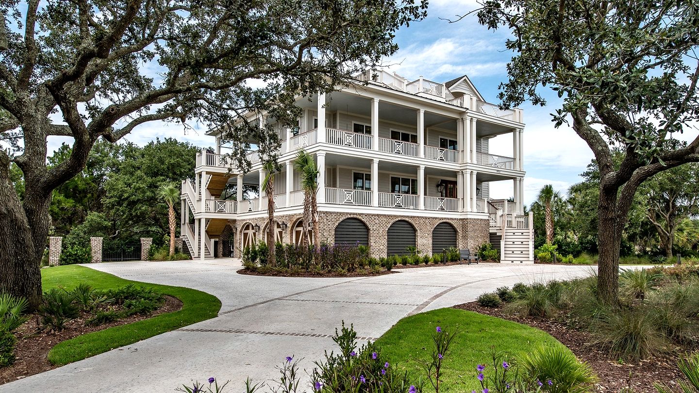 Fascinating Villa with Swimming Pool in Georgetown, South Carolina