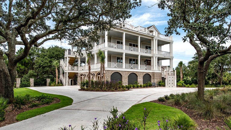 Fascinating Villa with Swimming Pool in Georgetown, South Carolina