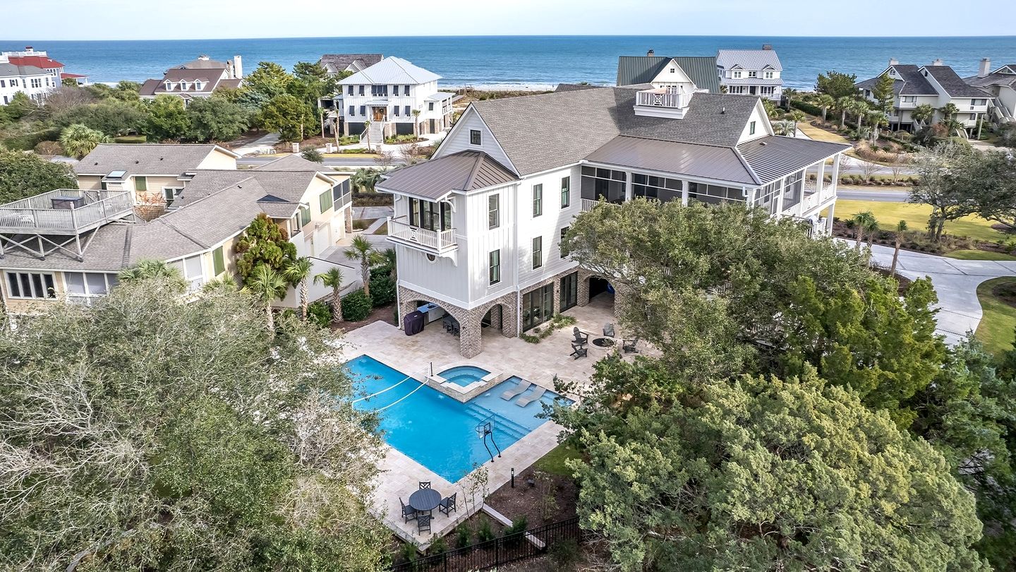 Fascinating Villa with Swimming Pool in Georgetown, South Carolina