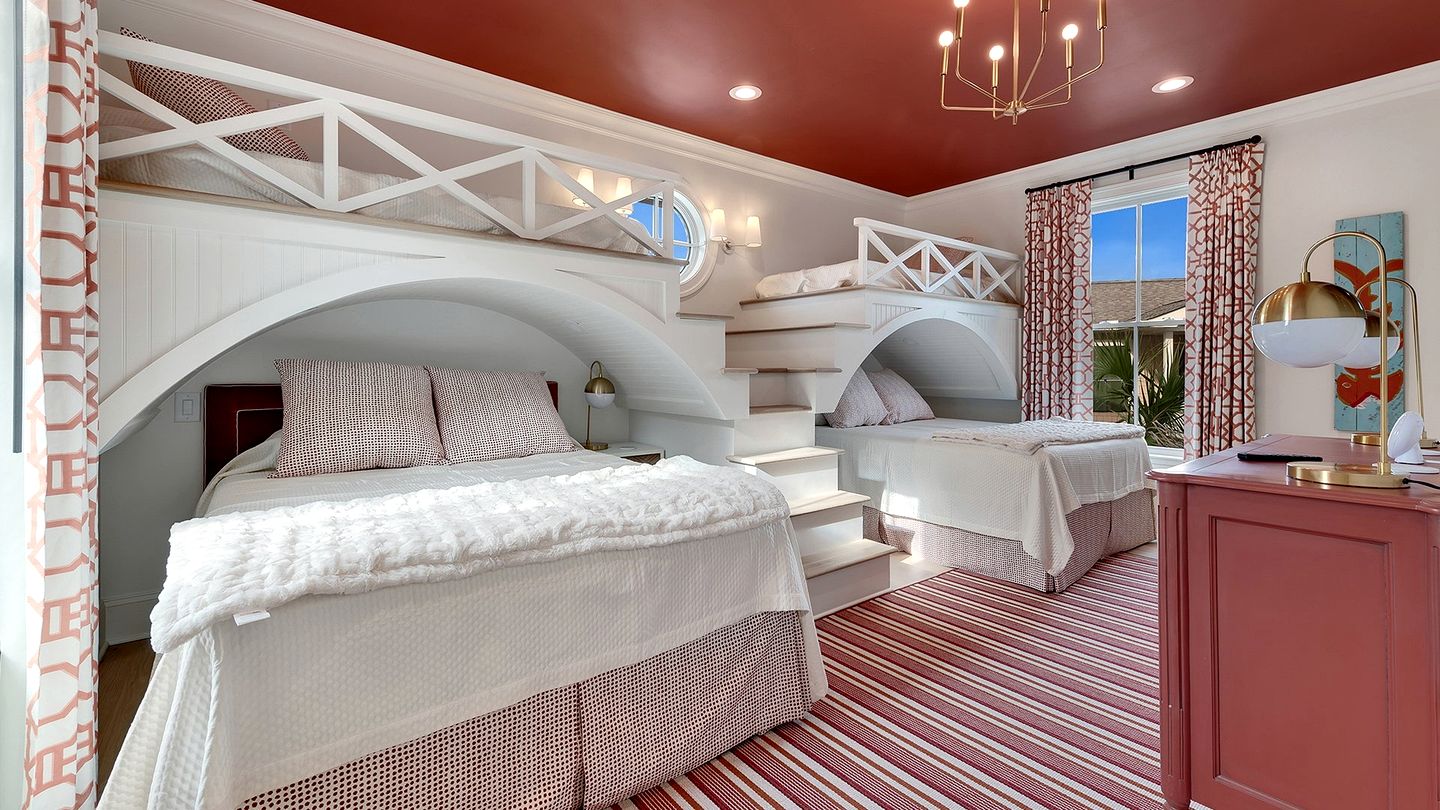 Fascinating Villa with Swimming Pool in Georgetown, South Carolina