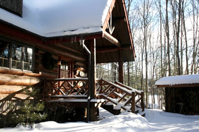 Log Cabins (Saranac Lake, New York, United States)