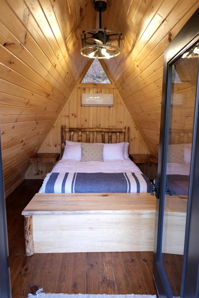 Two Person A-frame near Tappan Lake, Ideal to Reconnect with Nature in Ohio