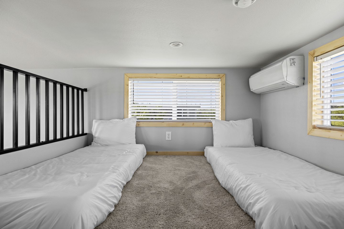 Accessible Loft Cabin Perfect for Families in Texas