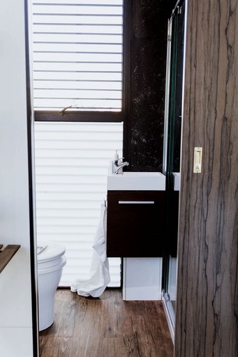 Tiny Houses (Australia, Dumbalk, Victoria)