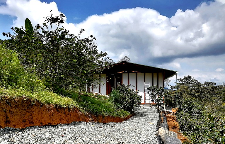 Cozy Mountain Cabin with Perfect for a Romantic Retreat in Colombia